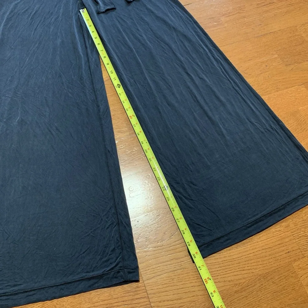 Lululemon Principal Dancer Black Jumpsuit Comfy Size 6 Wide Leg Belted Boho - Picture 15 of 16